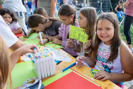 igrišče na Rožni ulici - otvoritev (14)